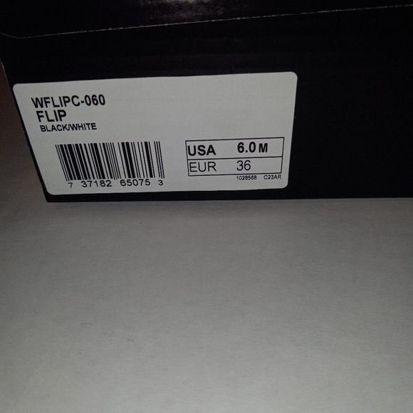 Lugz flip shoes women - Picture 7 of 8